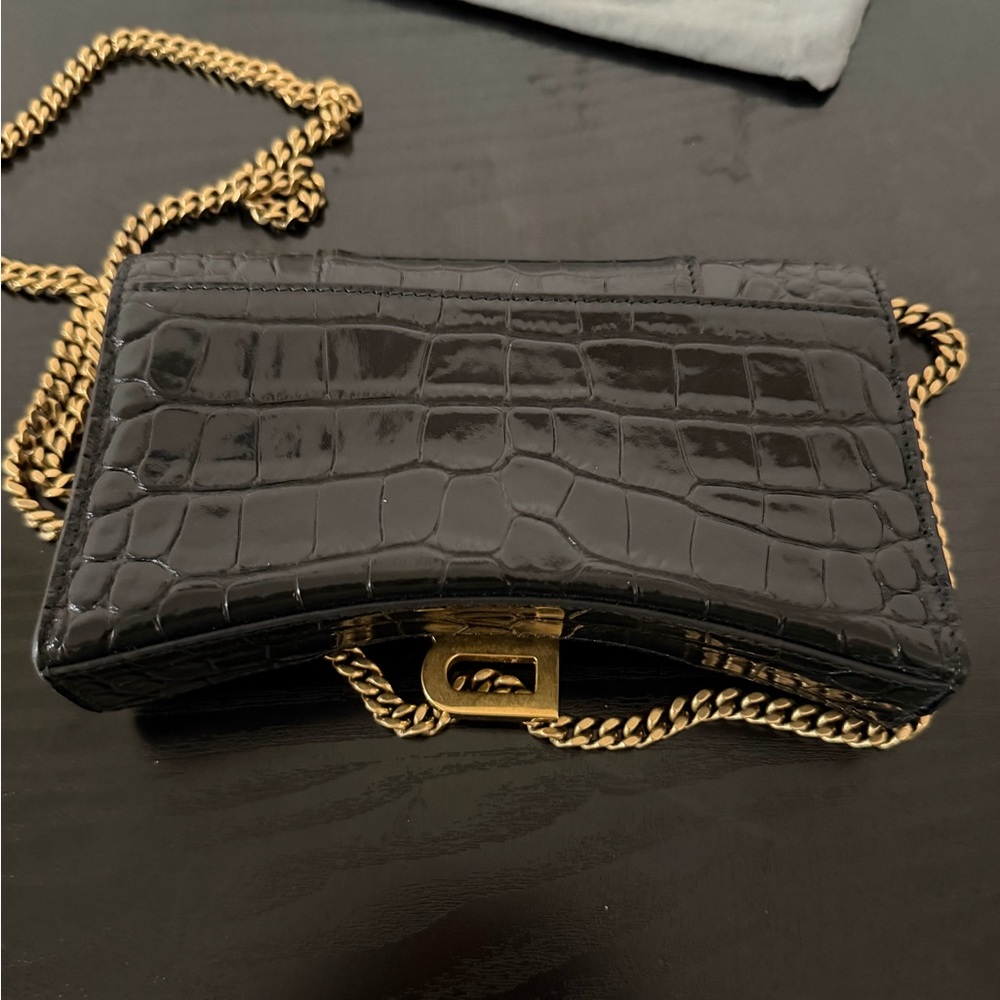 Balenciaga hourglass wallet on chain - Picture 10 of 10